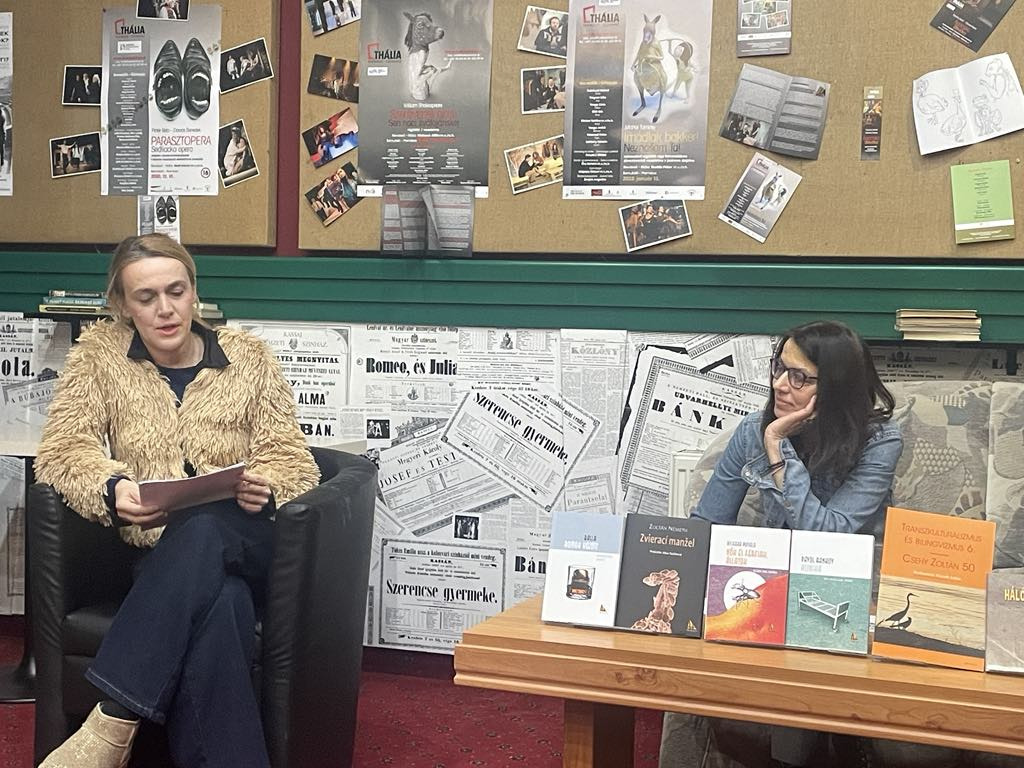 Élményfotók a Bázis és az Abacus+ olvasóklubjáról a kassai Thália Színház Márai Stúdiójában