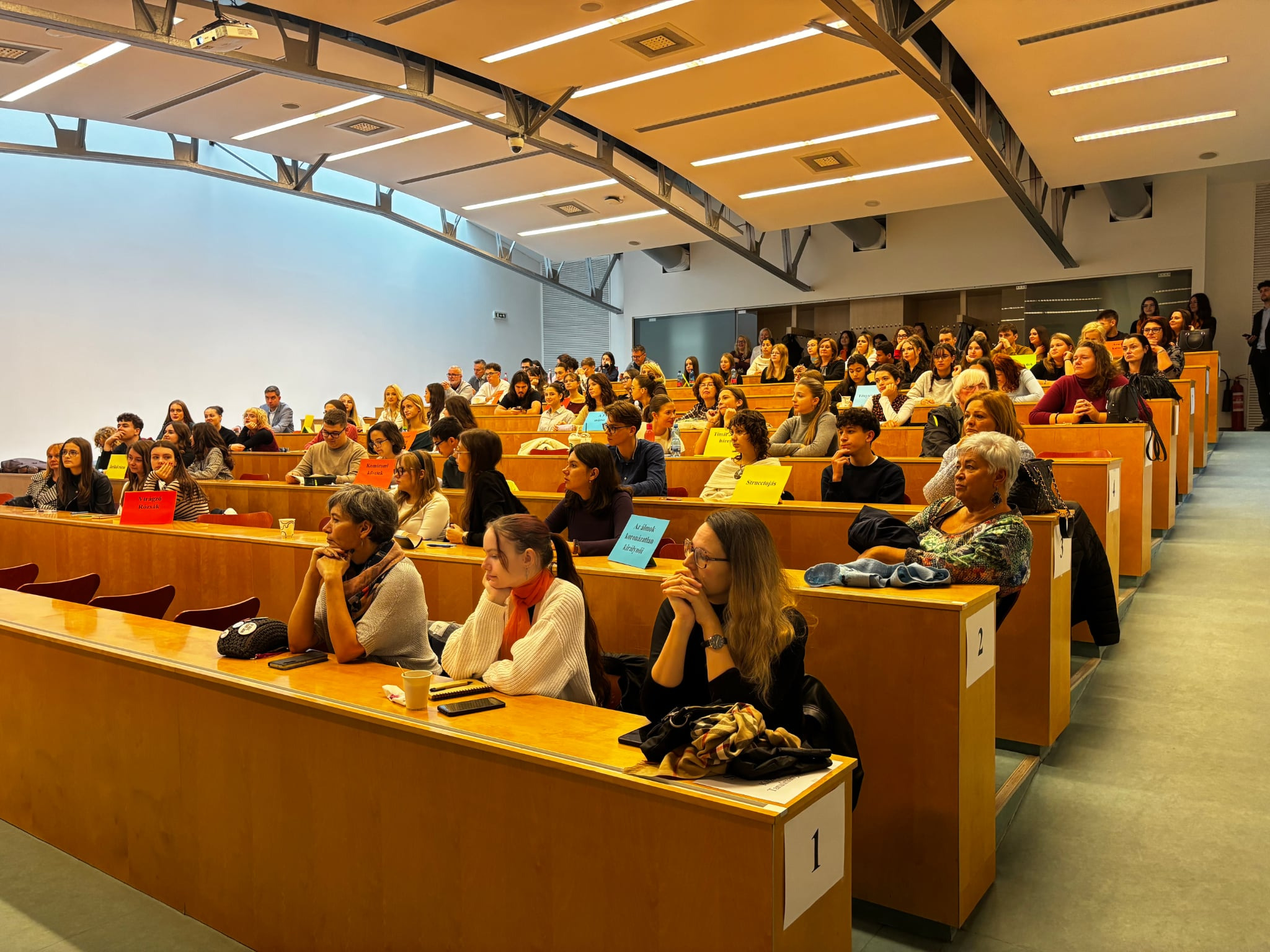 Pillanatképek a XIV. Legere Irodalmi Verseny első fordulójáról